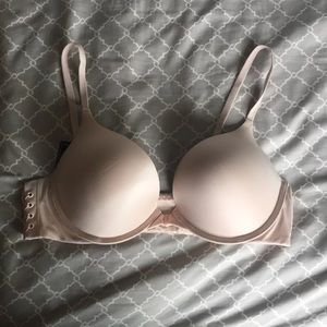 Victoria’s Secret Bombshell Bra 36B